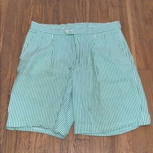 Fairway & Greene light green and white shorts